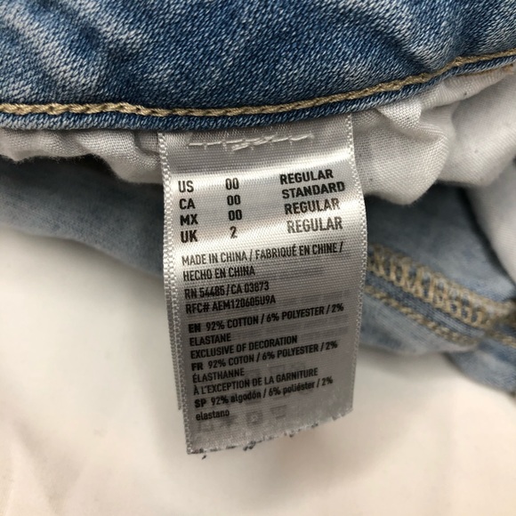 Hi-Rise Ripped Jeggings - Picture 15 of 15